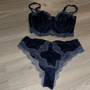 Super sexy Victoria secret set !!